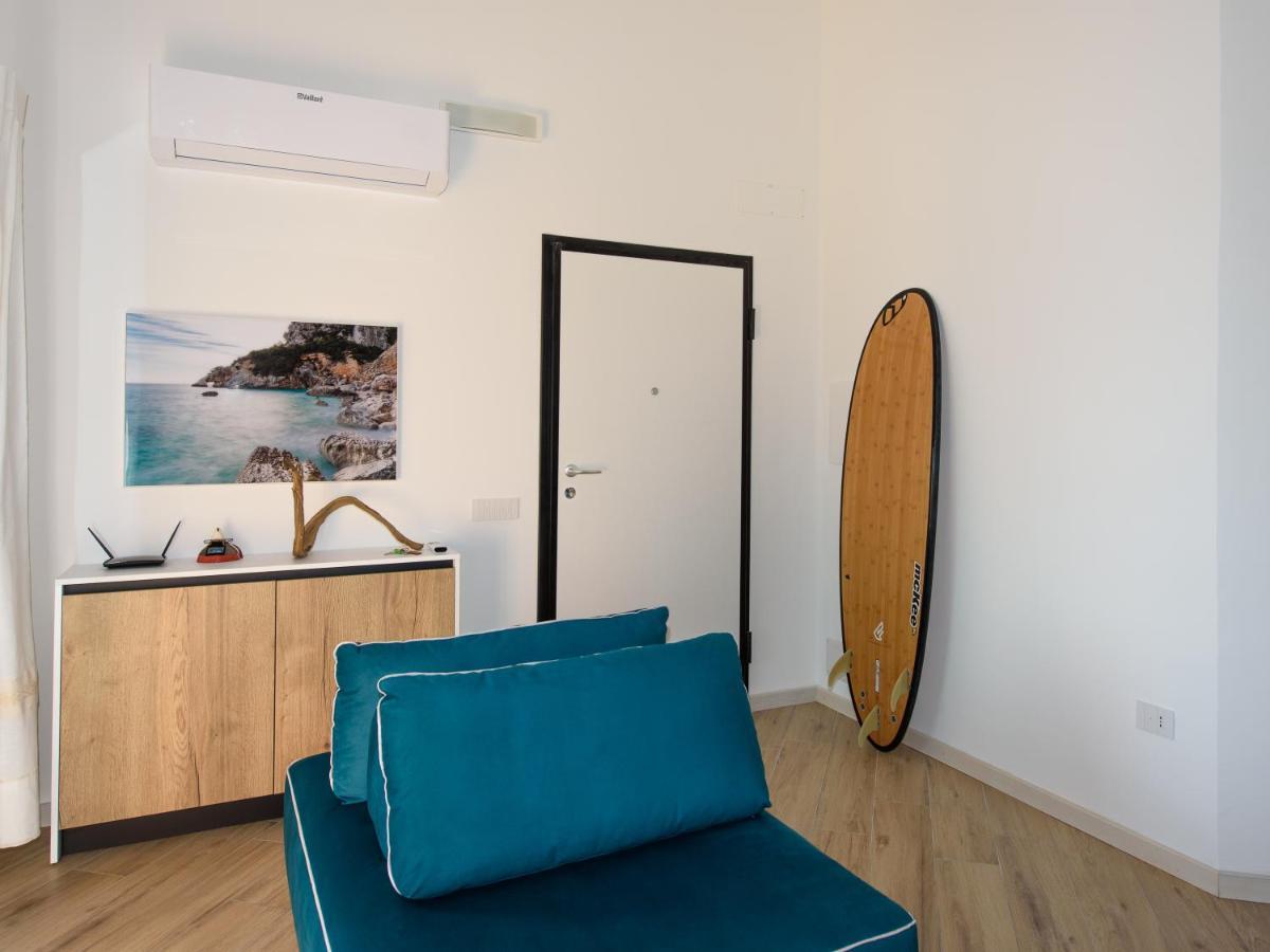 Loft Lungomare Vista Mare E Monti Apartman Àrbatax Kültér fotó