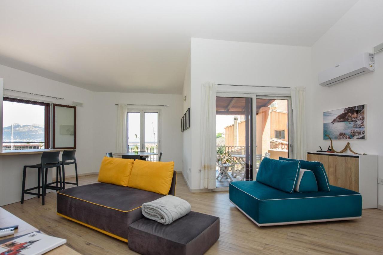 Loft Lungomare Vista Mare E Monti Apartman Àrbatax Kültér fotó