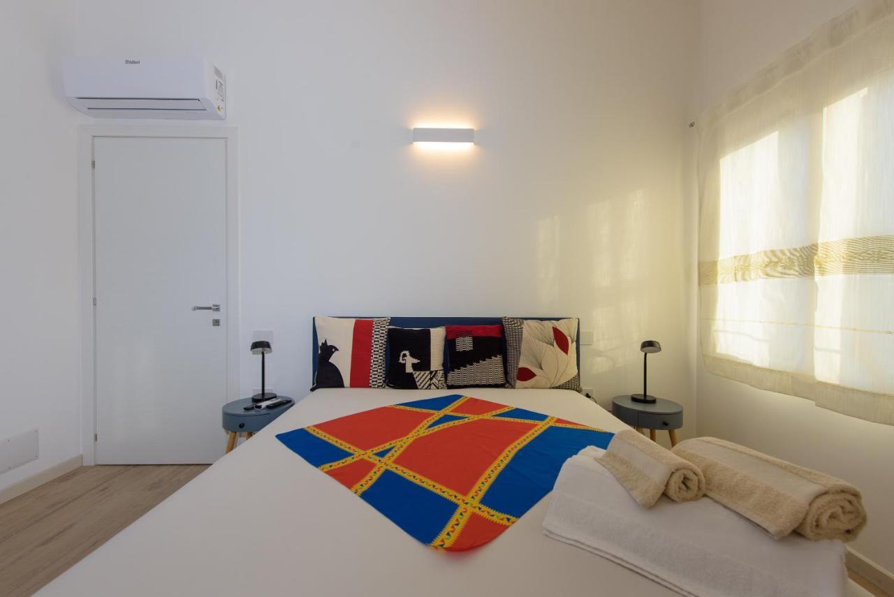 Loft Lungomare Vista Mare E Monti Apartman Àrbatax Kültér fotó