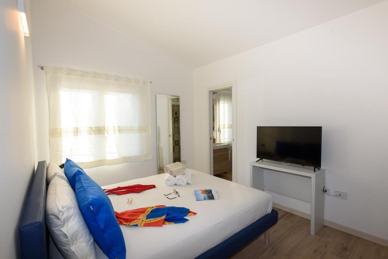 Loft Lungomare Vista Mare E Monti Apartman Àrbatax Kültér fotó